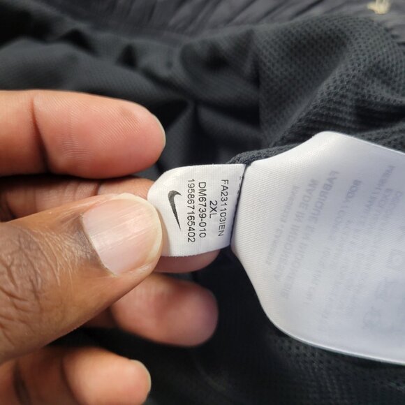 Nike Essential Shorts Womens 2XL Woven High-Rise Stretch Pockets Active - Picture 4 of 7